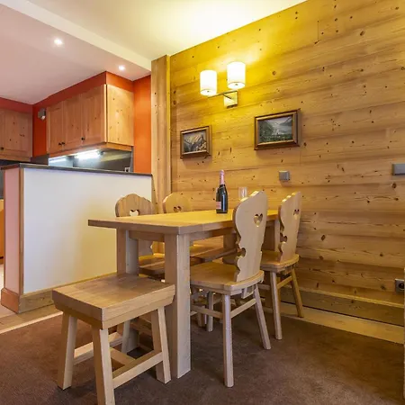 Les Du Forum - 1850 Apartment