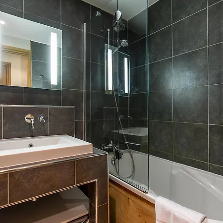 Apartman Les Du Forum - 1850 *